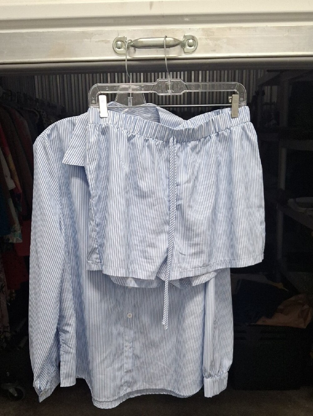 LoSHEIN Light Blue Pinstripe Women's Short Set